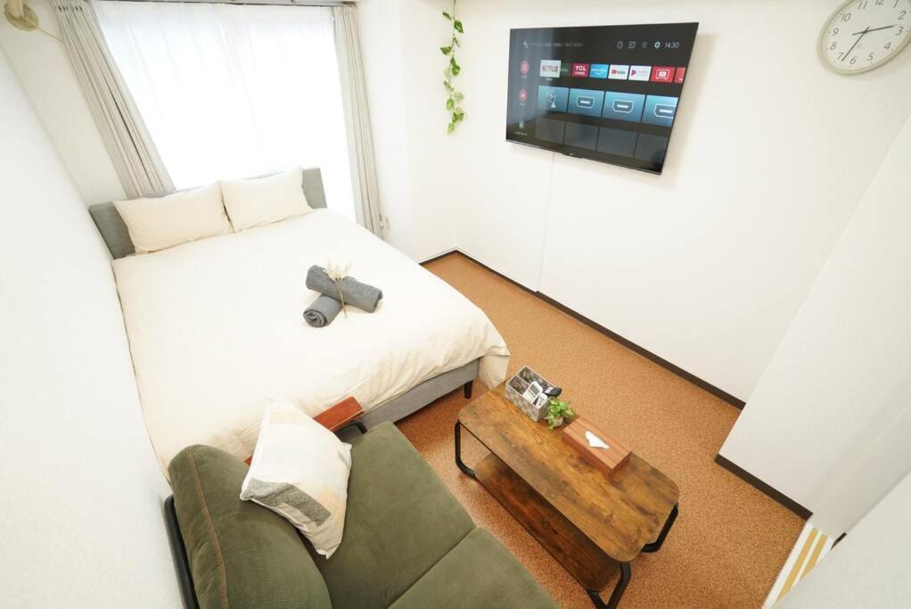 新宿歌舞伎町東新宿站3分钟，徒步伊势丹4分钟免费wi-Fi！ Tokio Exterior foto